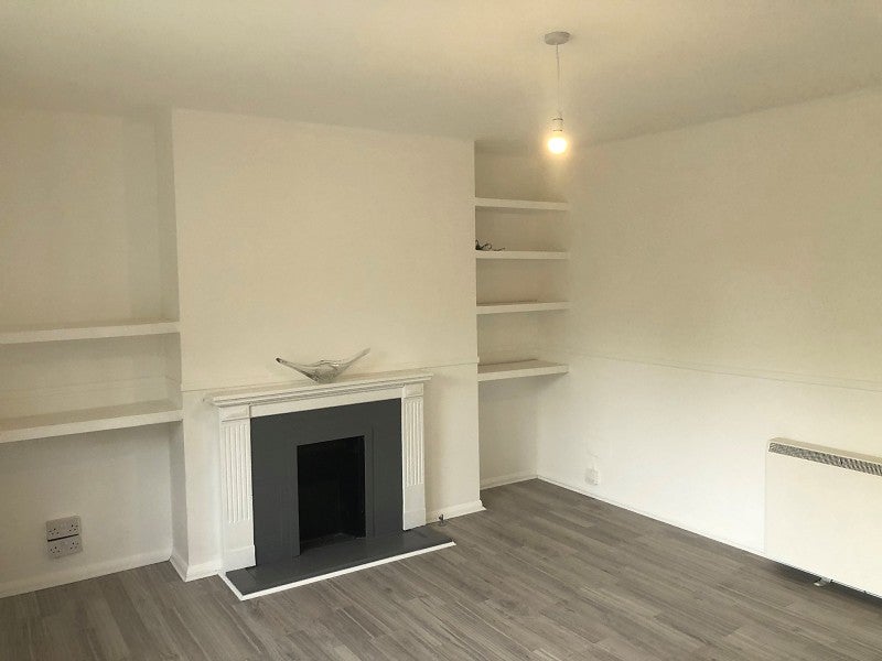 Flat Stonegrove Gardens in London