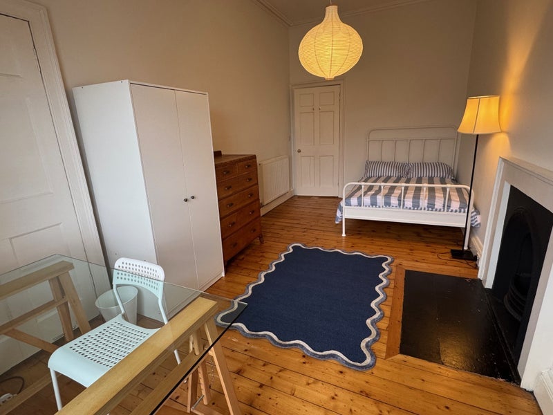 Room London Street in City of Edinburgh