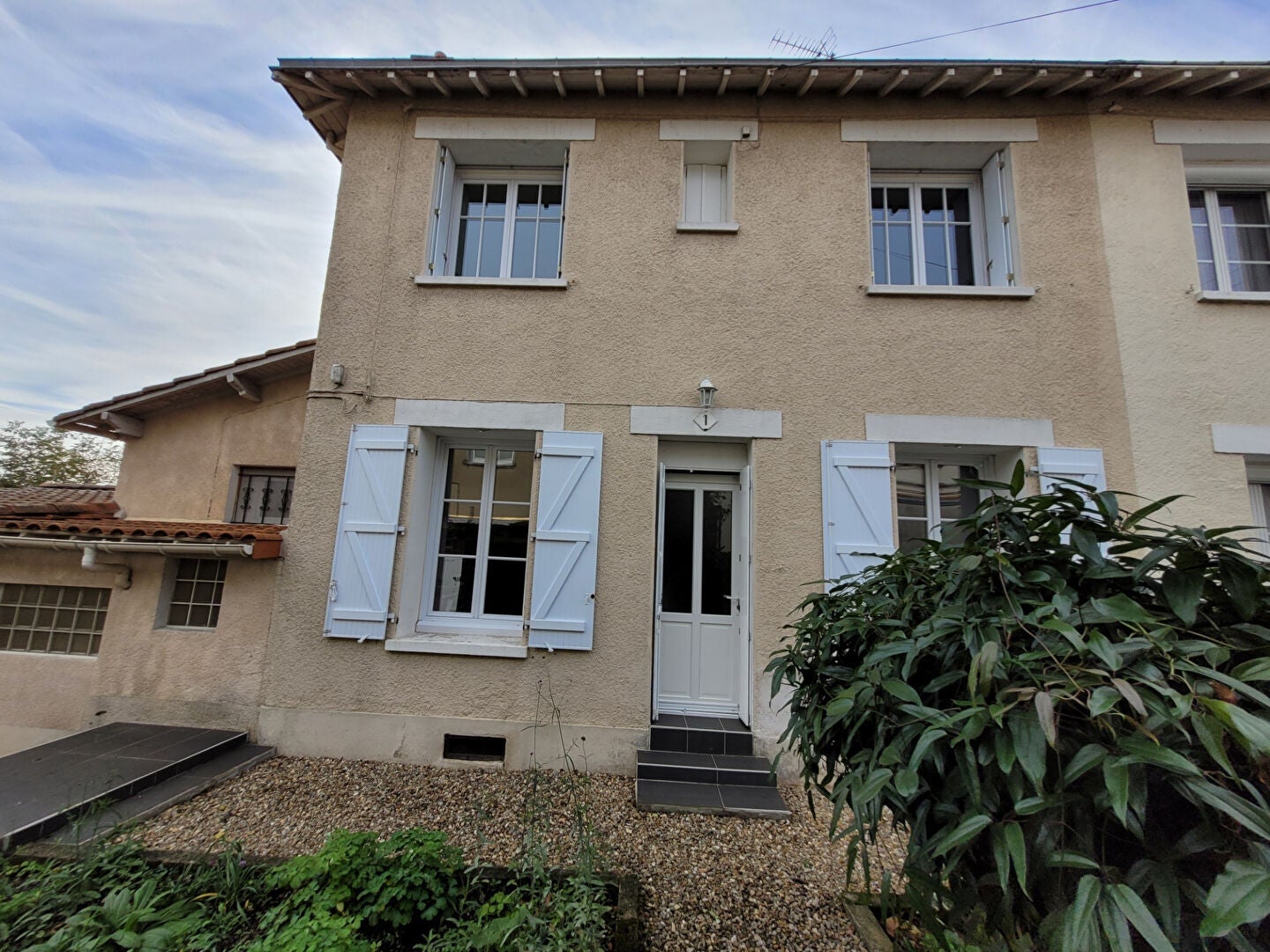 House Rue Georges Guynemer in Poitiers