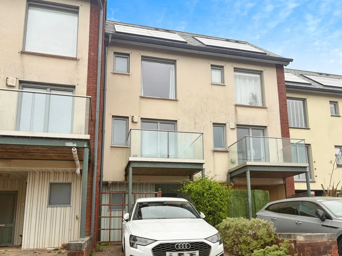 House Langdon Road in Swansea