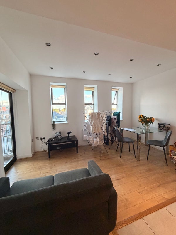 Room Fieldgate Street in Greater London