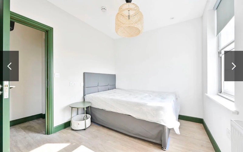Room Stonhouse Street in Greater London