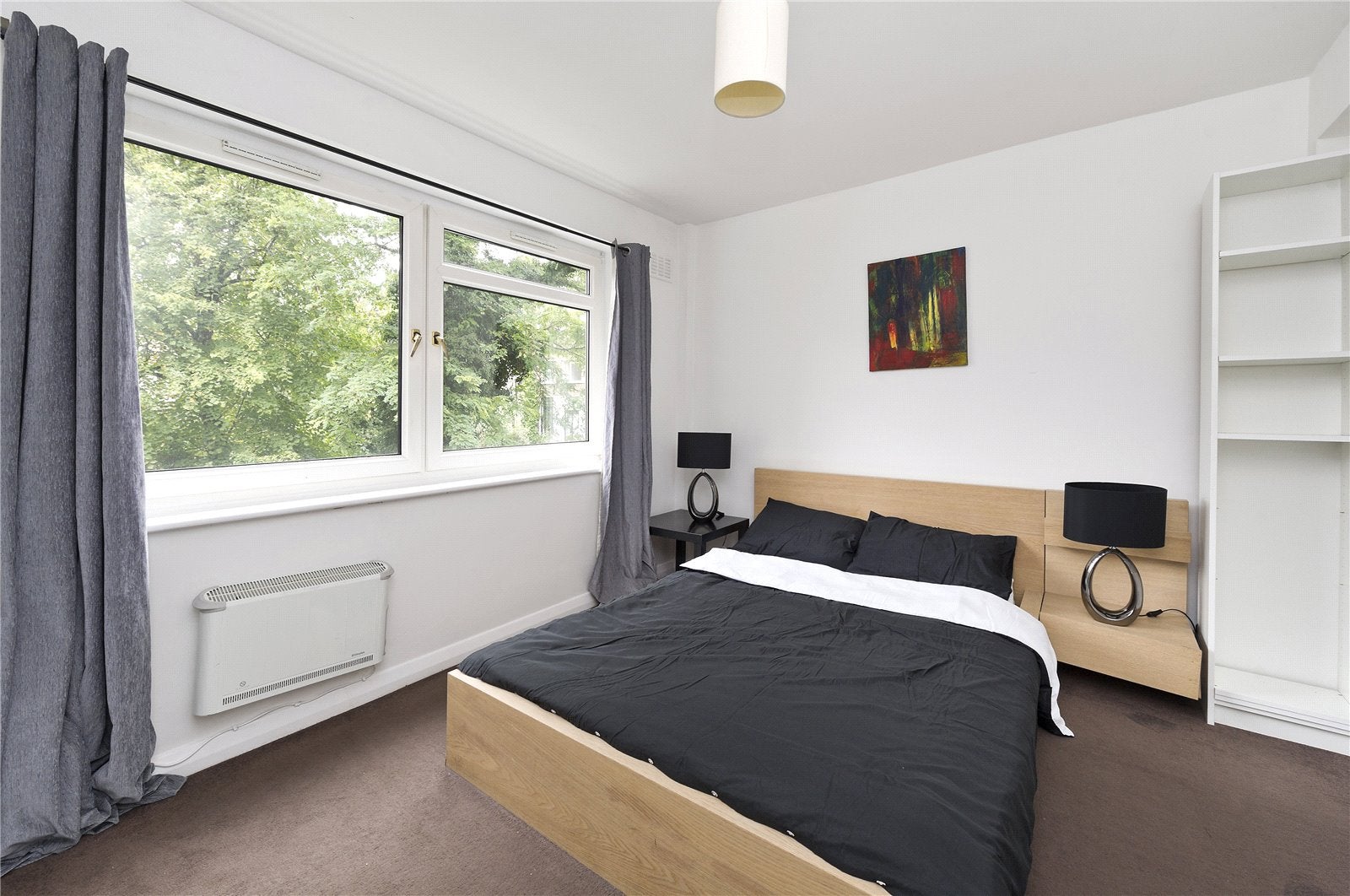 Flat Earl's Court Square in Greater London