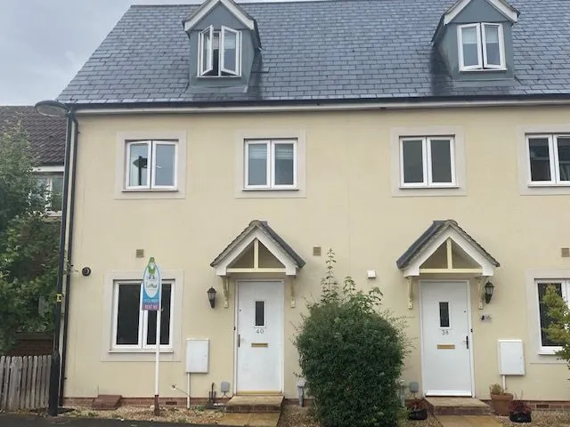 House Castle Well Drive in Salisbury
