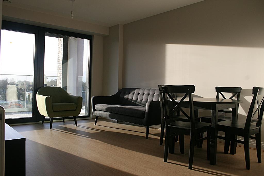 Flat Bentinck Road in Greater London