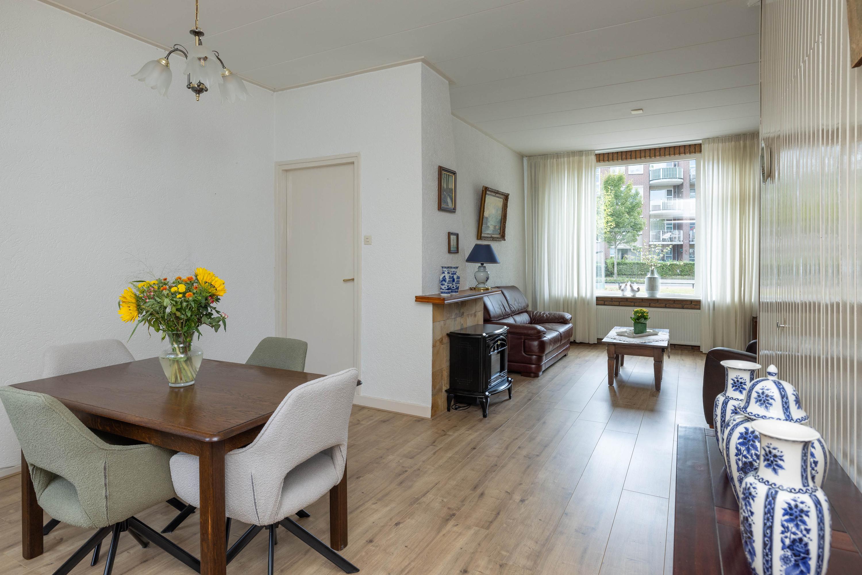 Tussenwoning te koop: Golsstraat 37, Hengelo