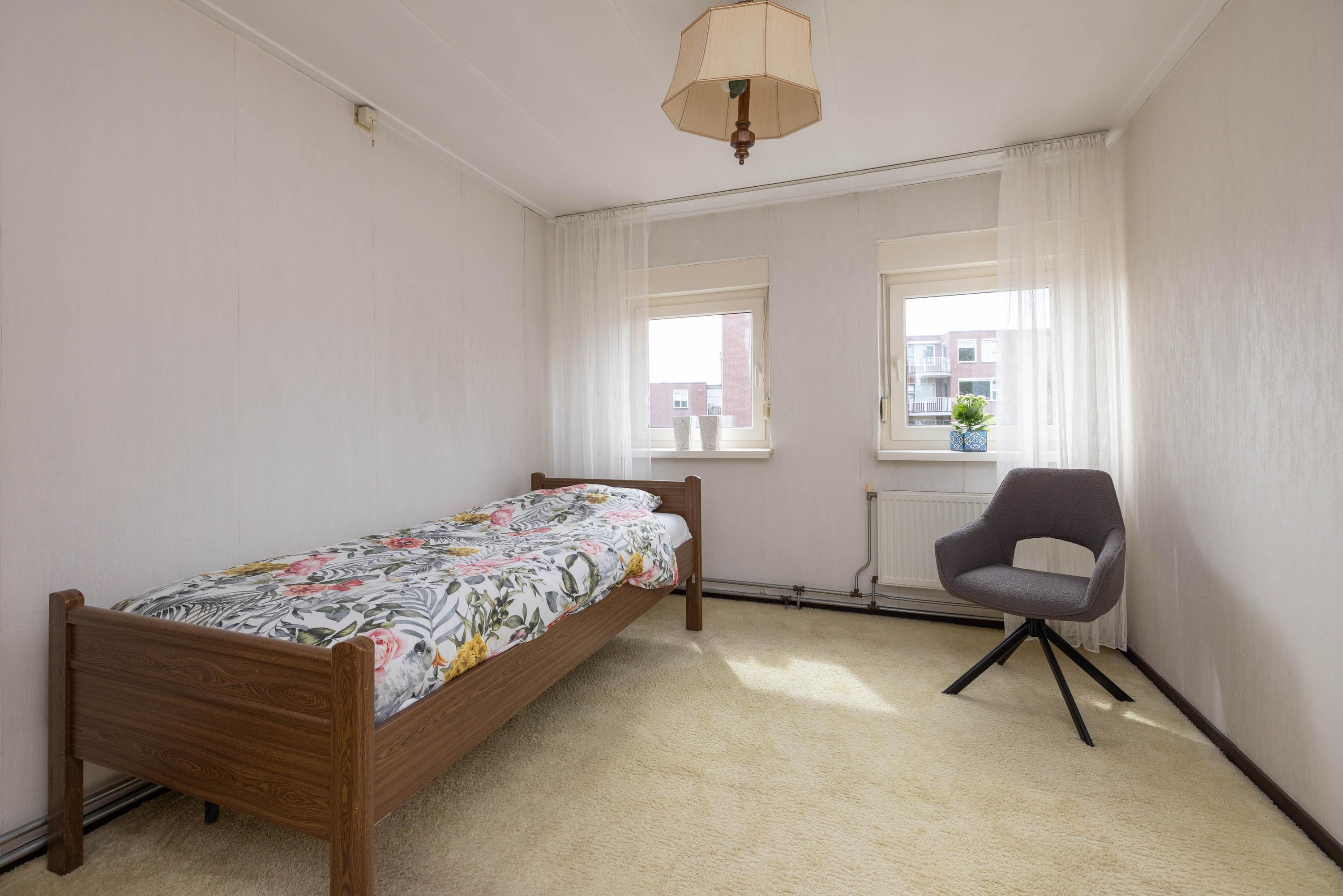 Tussenwoning te koop: Golsstraat 37, Hengelo