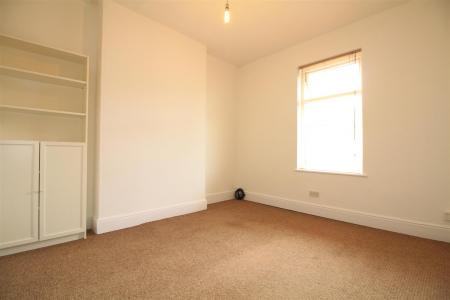 Flat Burnham Street in Nottingham