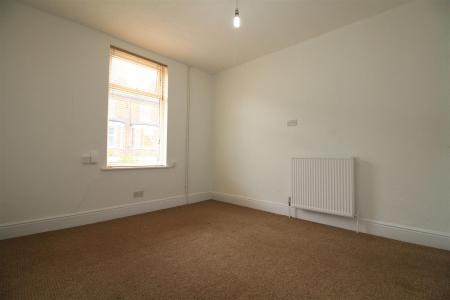 Flat Burnham Street in Nottingham