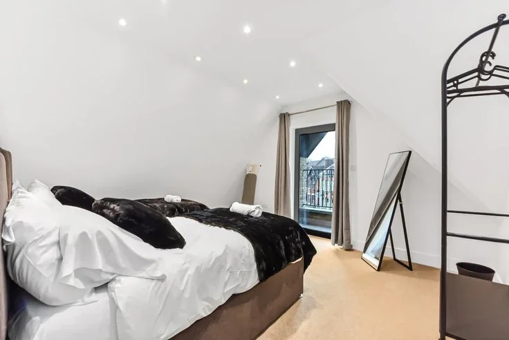 Flat Vincent Road in Greater London