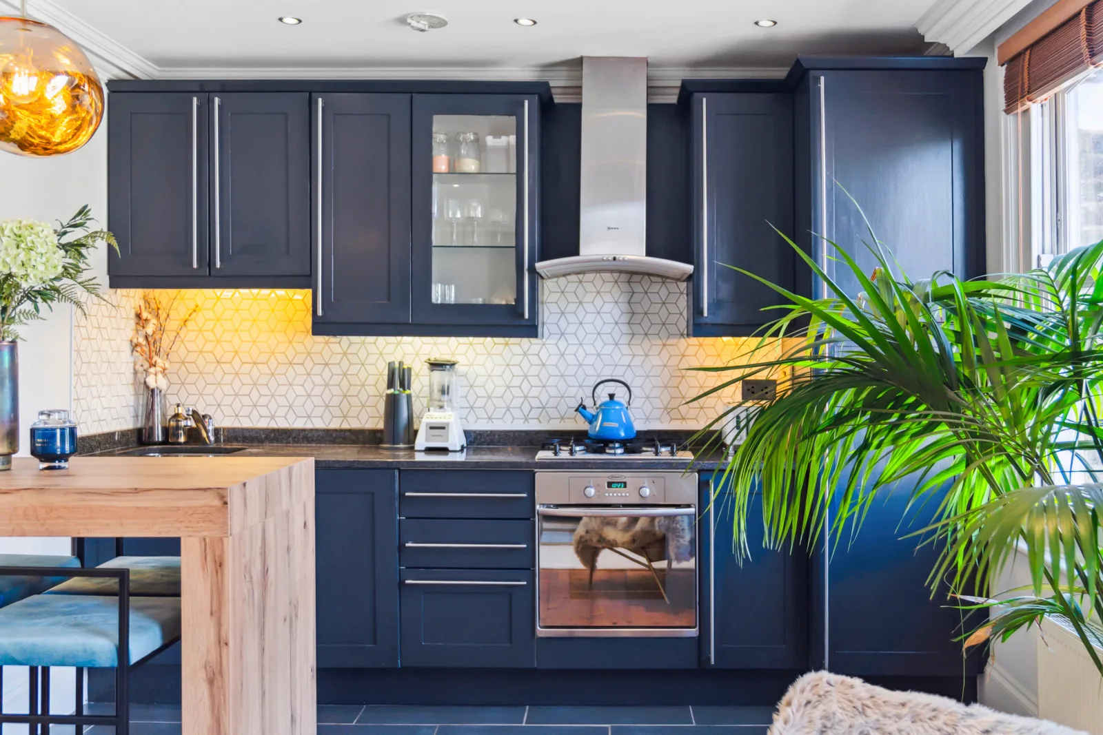 Flat Blackstock Road in Greater London