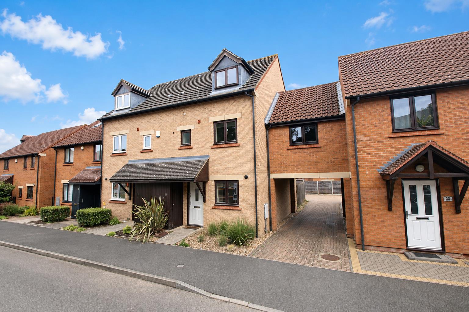 House Langport Crescent in Shenley Church End