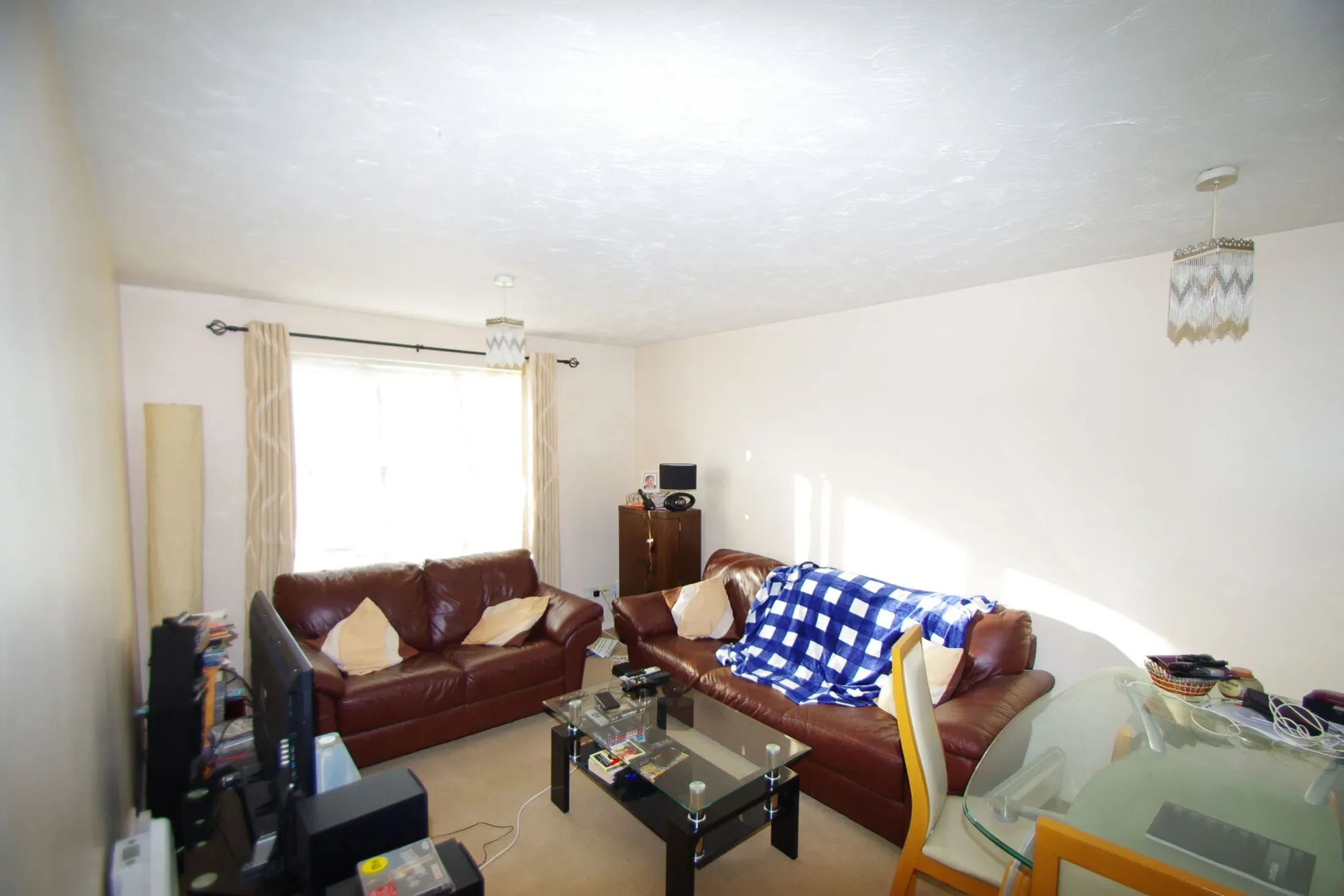 Flat Anglian Close in Watford