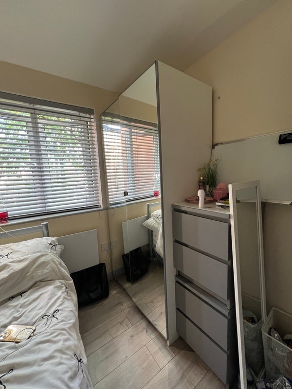 Room Jackson Crescent in Manchester
