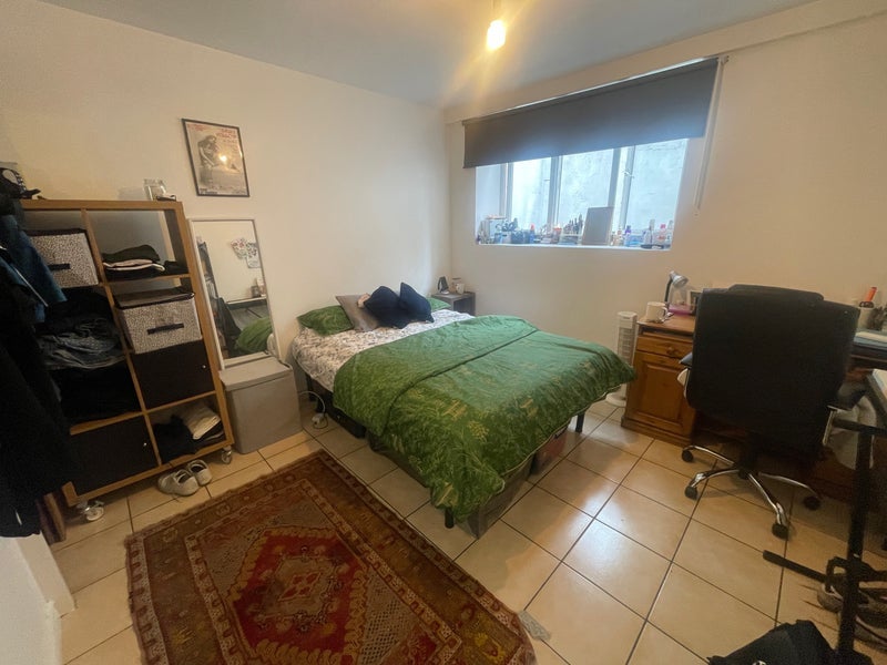 Room Blackhorse Lane in Greater London