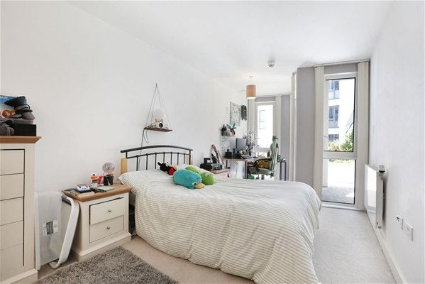 Flat Norman Road in Greater London