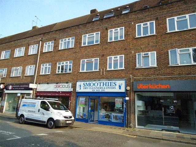 Flat Uxbridge Road in Greater London