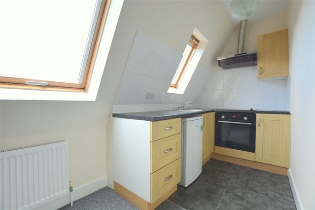 Flat Uxbridge Road in Greater London
