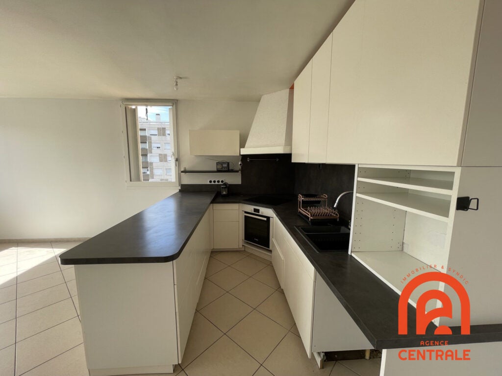 Appartement Rue du Lieutenant-Colonel Girard à Lyon