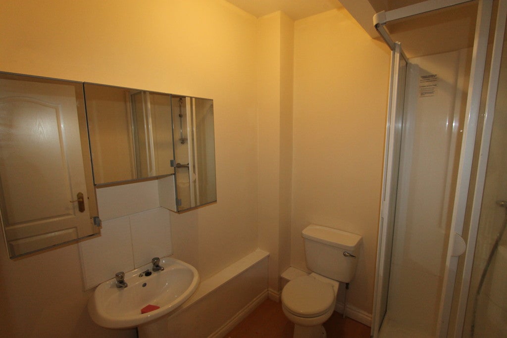 Flat Colston Grove in Glasgow