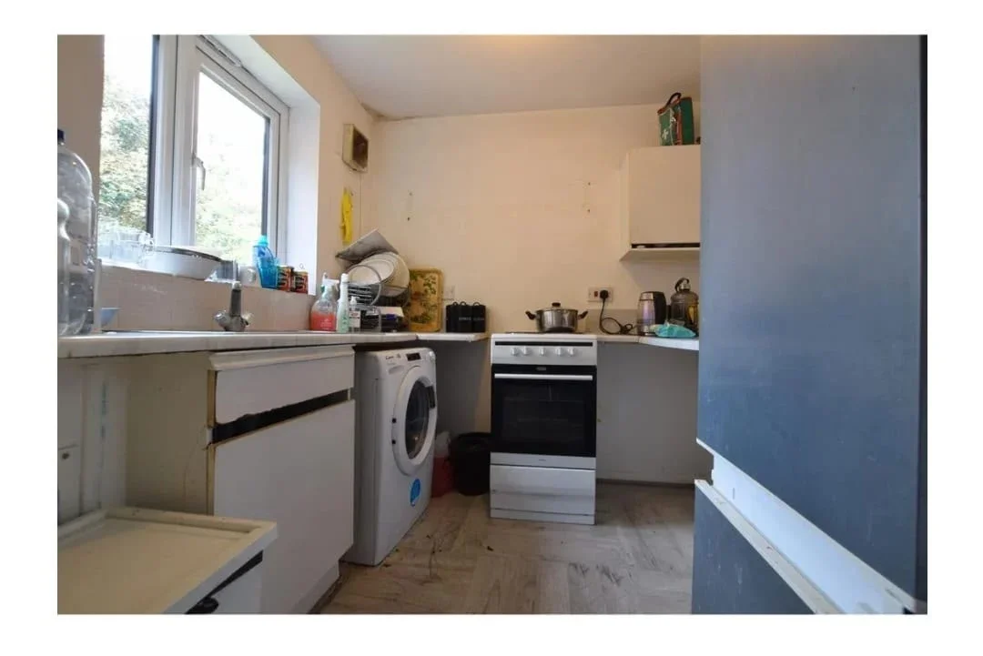 Room London Road in Purfleet-on-Thames
