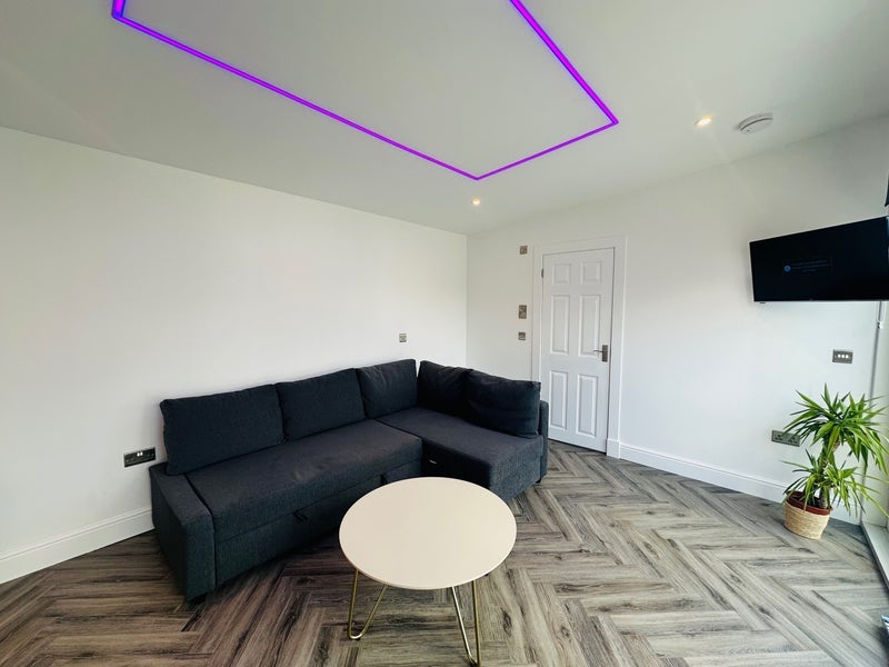 Flat Southfield Square in City of Edinburgh