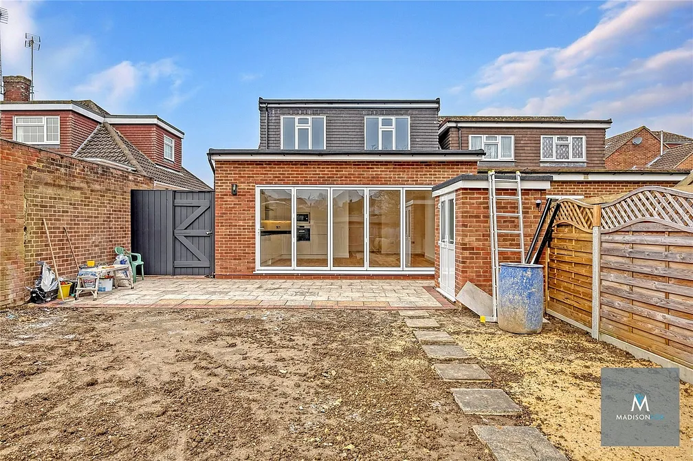 House Field Close in Epping Forest