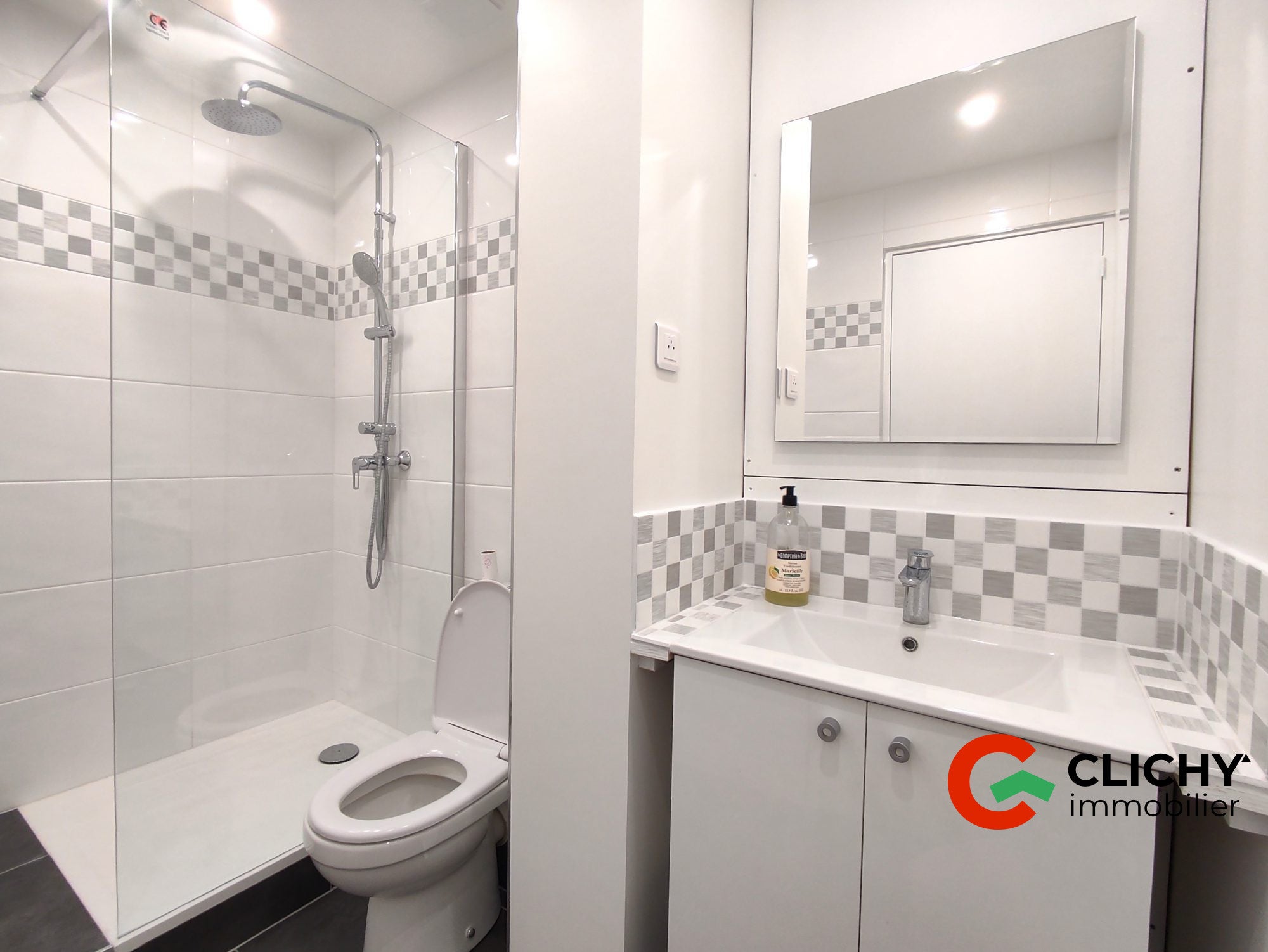 Flat Rue du Port in Clichy