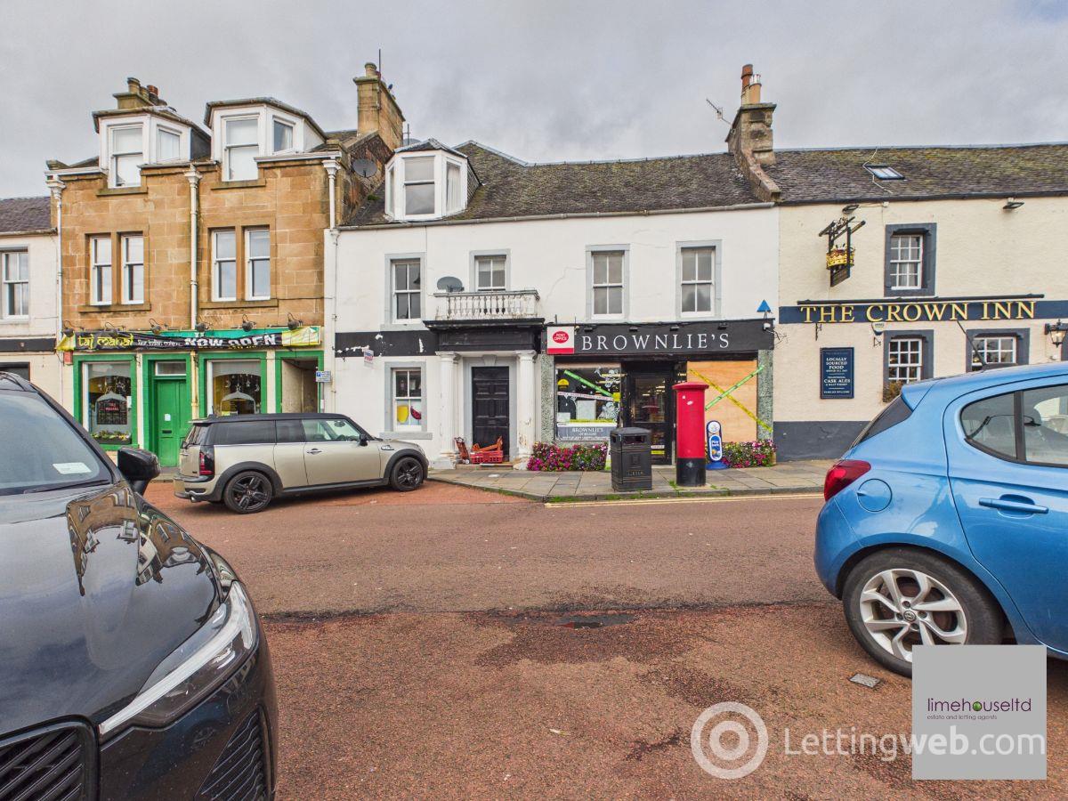 Flat High Street in Biggar