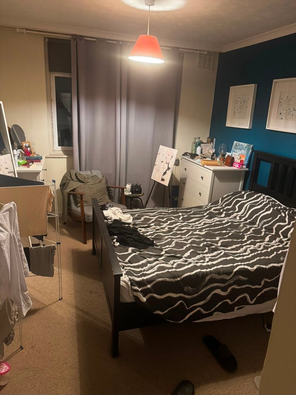 Room Lupus Street in City of Westminster