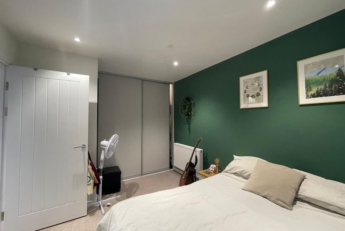Flat Garrard Street in Reading