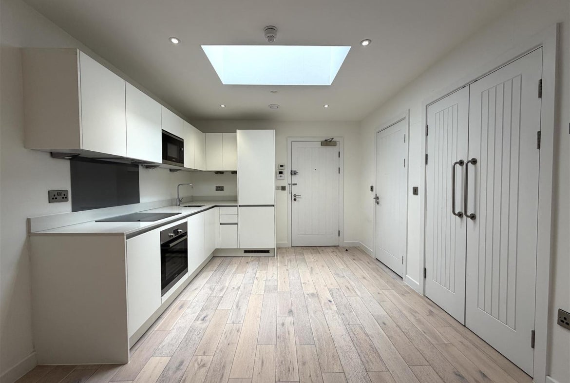 Flat Garrard Street in Reading