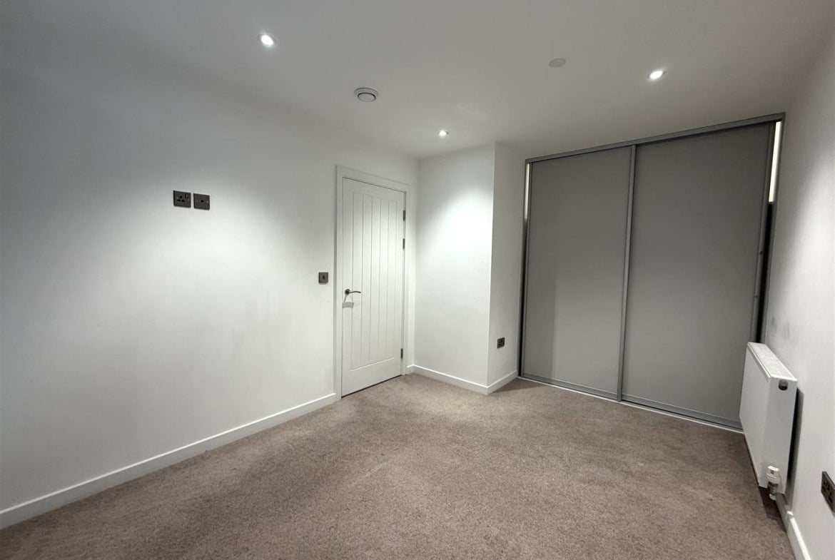 Flat Garrard Street in Reading