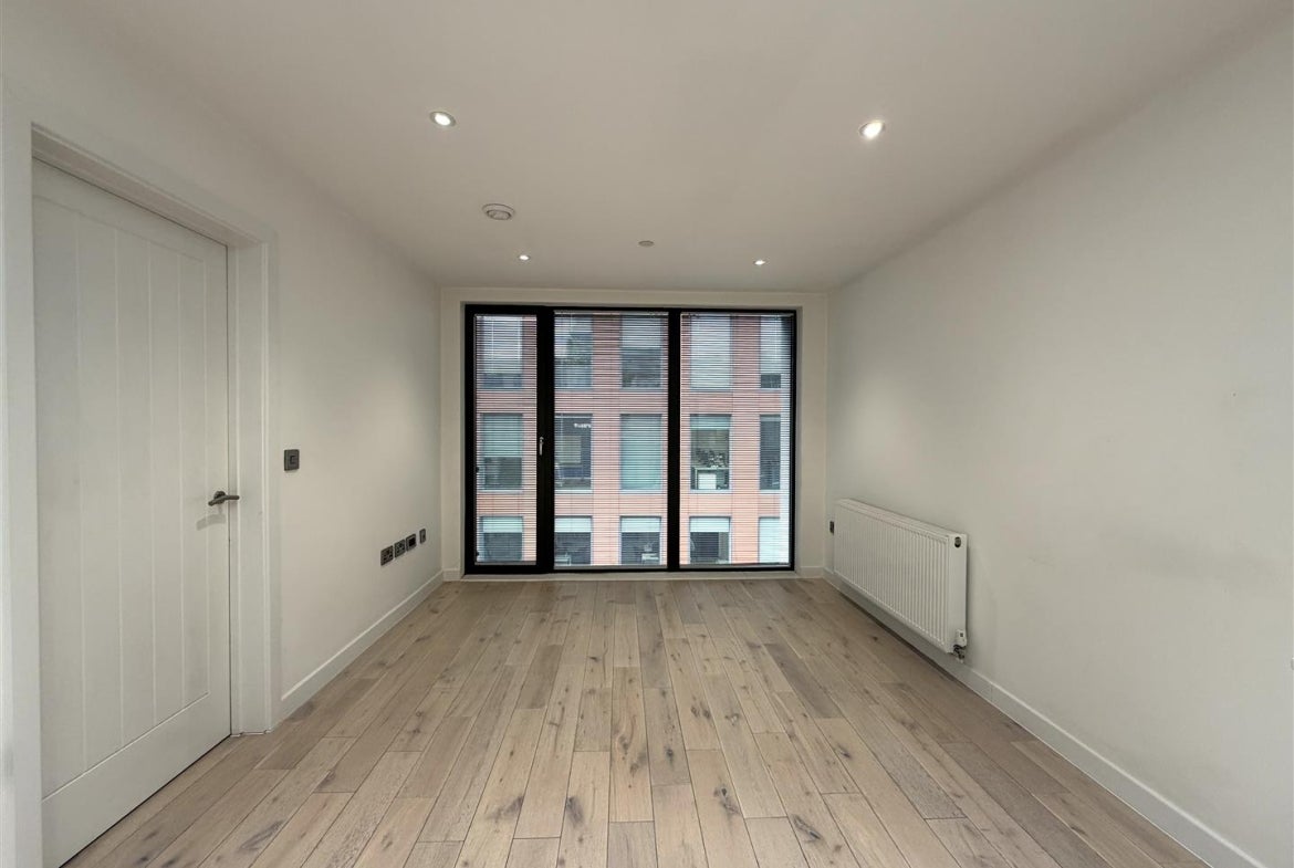 Flat Garrard Street in Reading