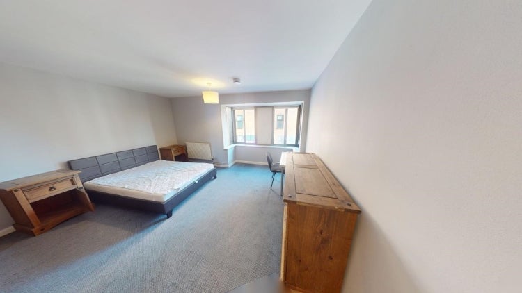 Flat Russell Street in Nottingham