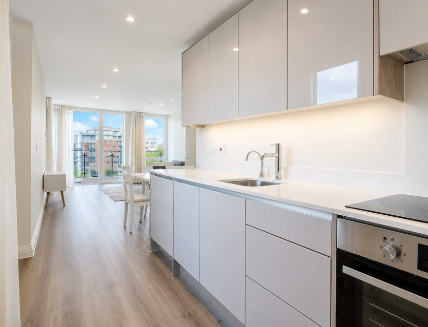 Flat Lindie Gardens in Greater London