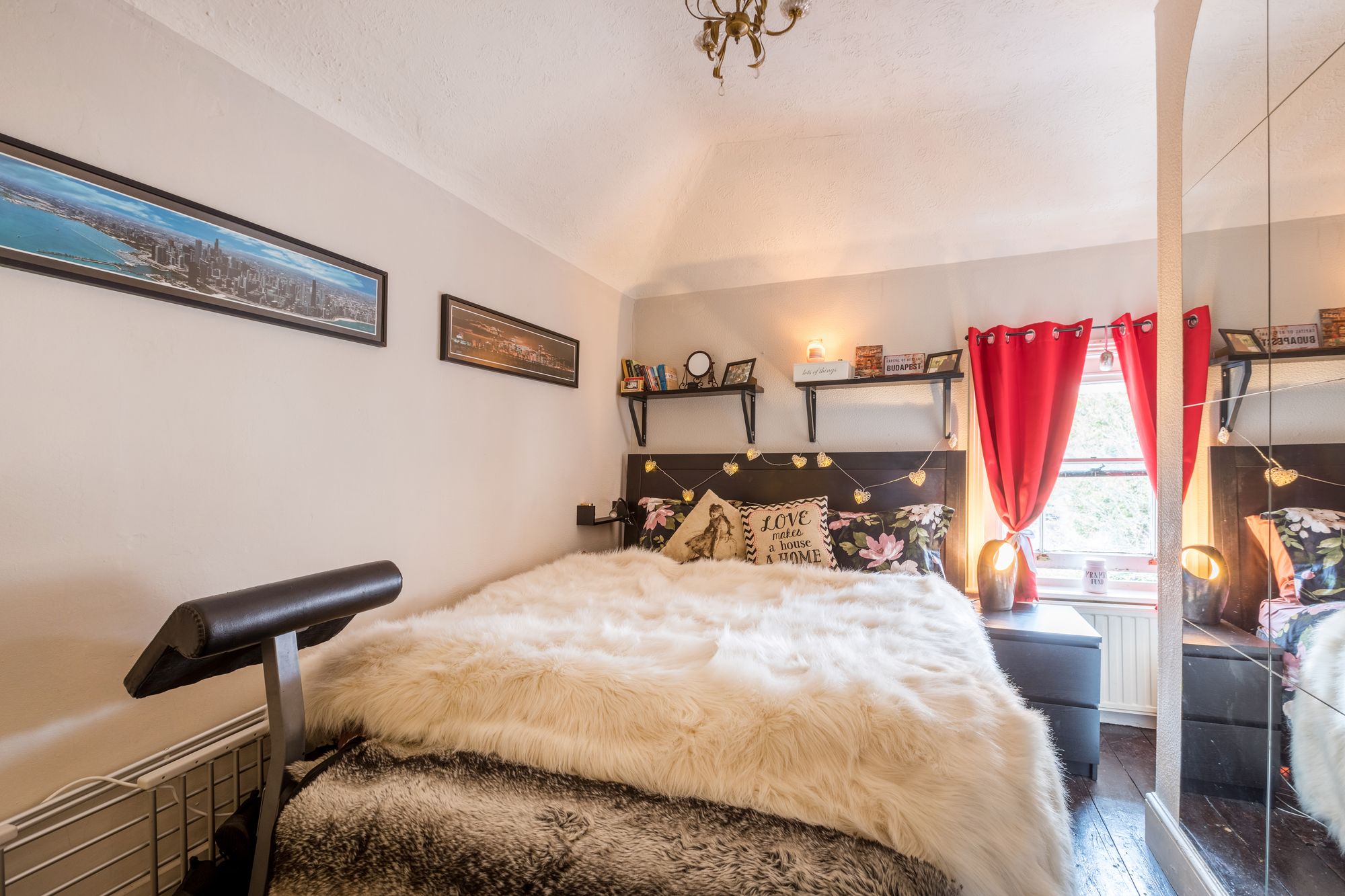 Flat Friths Drive in Reigate and Banstead