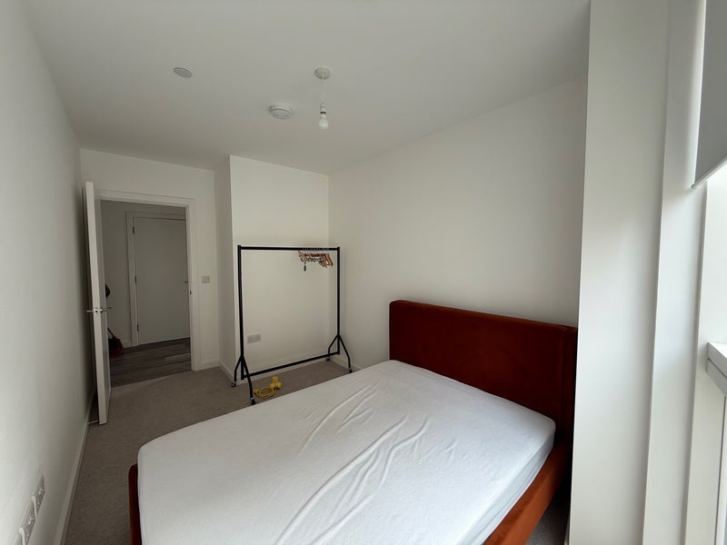 Room Copeland Road in Greater London