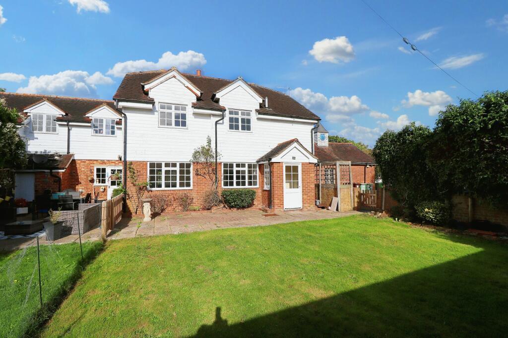 House Half Moon Lane in Tunbridge Wells
