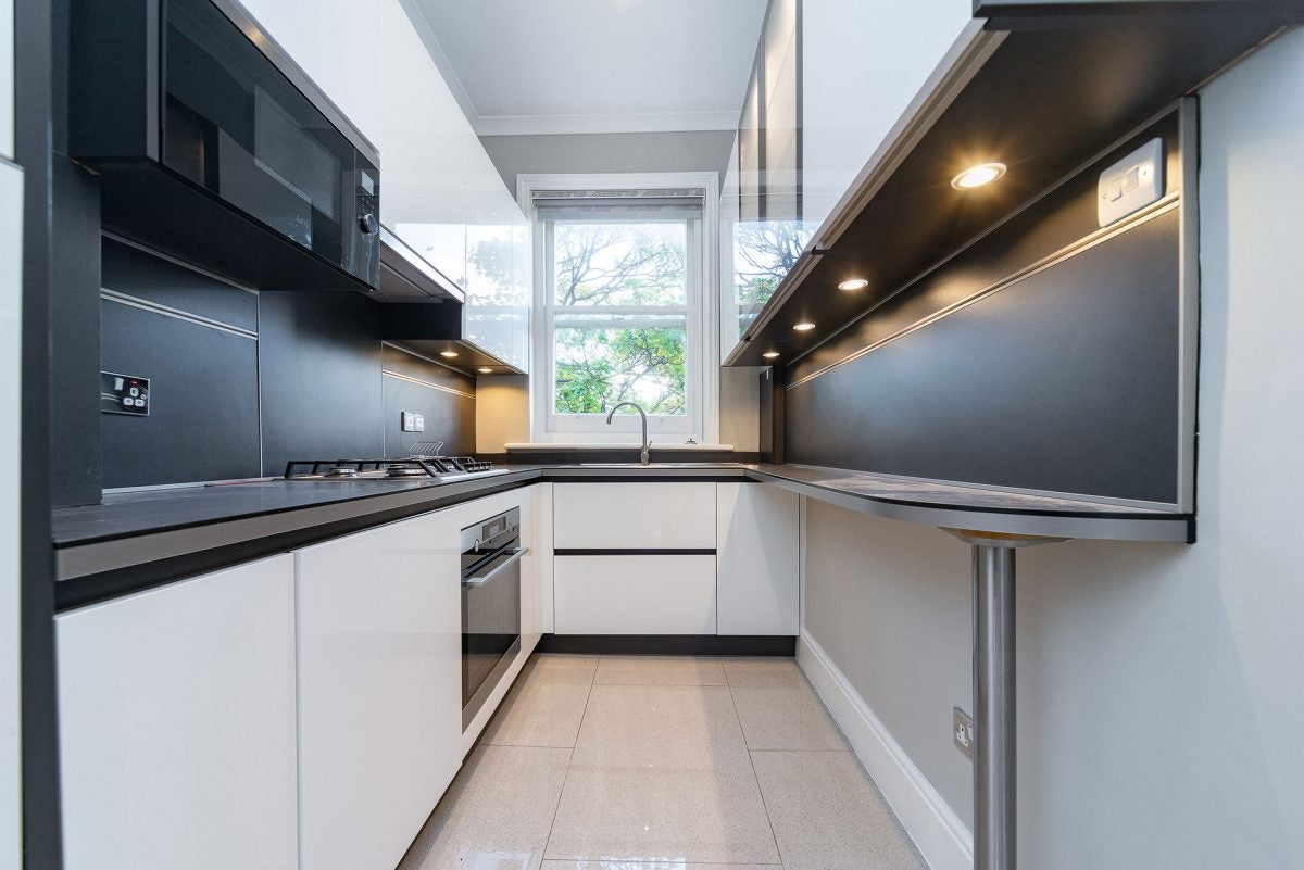 Flat Compayne Gardens in Greater London