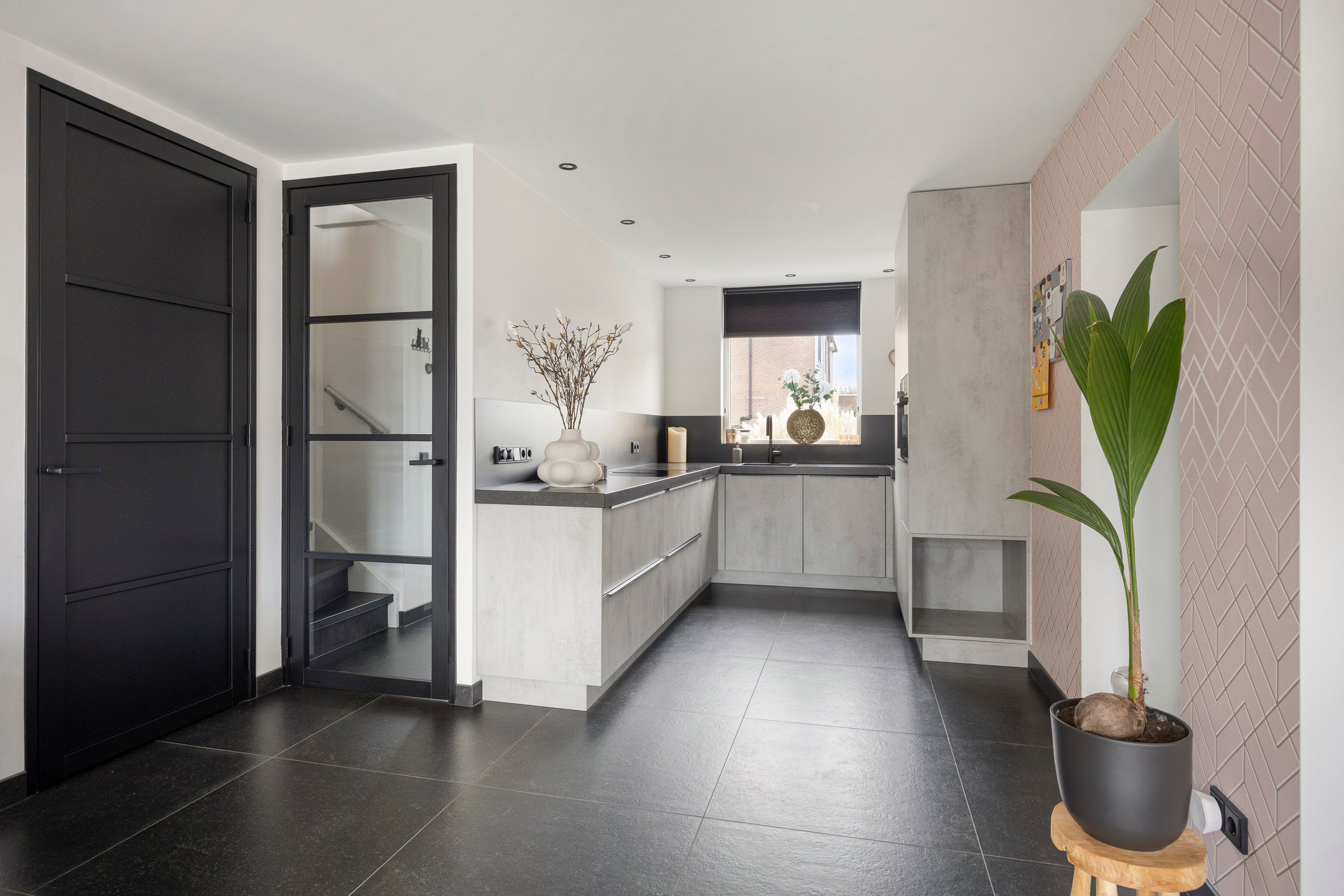 Hoekwoning te koop: Pinksterbloem 22, Bergambacht
