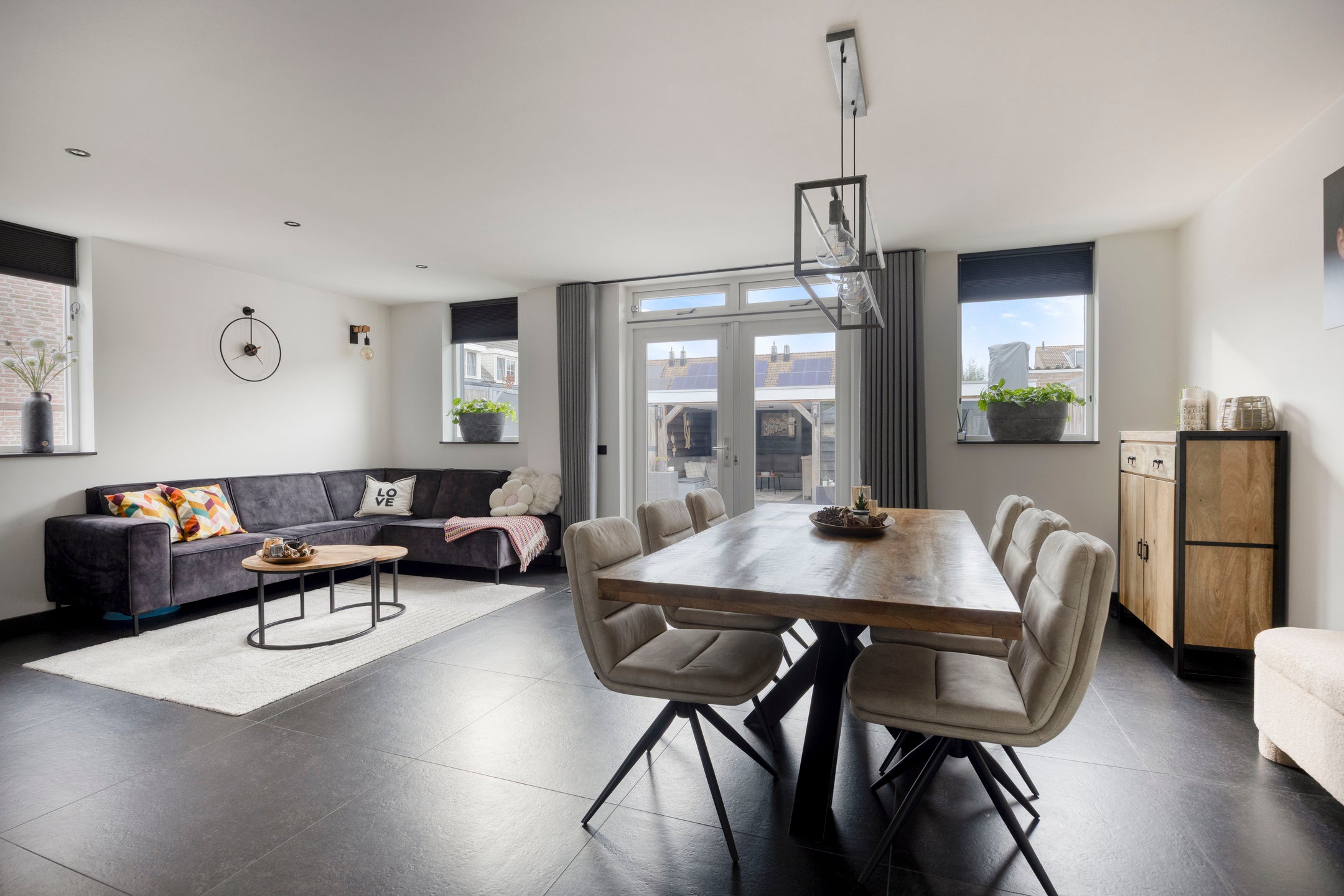 Hoekwoning te koop: Pinksterbloem 22, Bergambacht