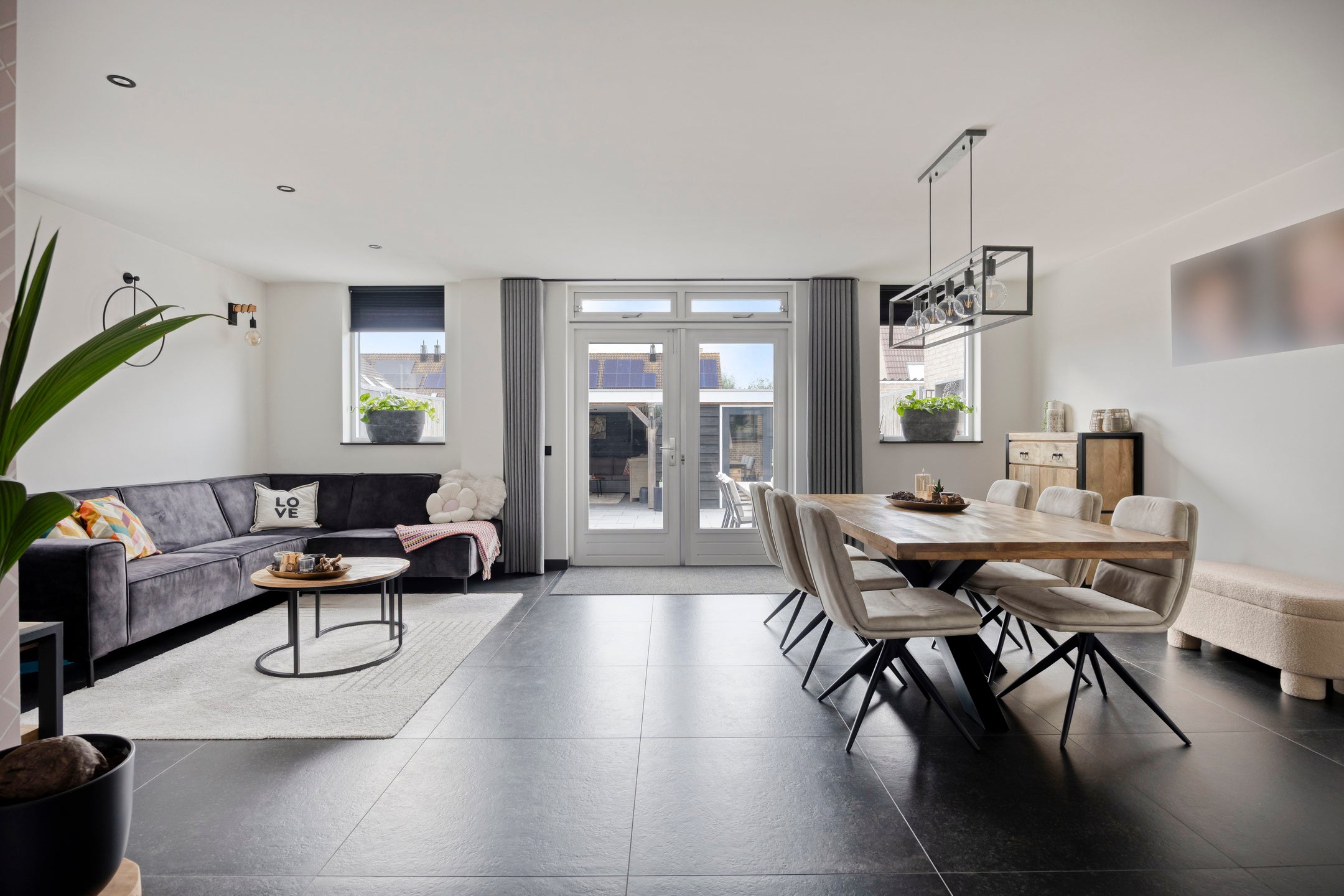 Hoekwoning te koop: Pinksterbloem 22, Bergambacht