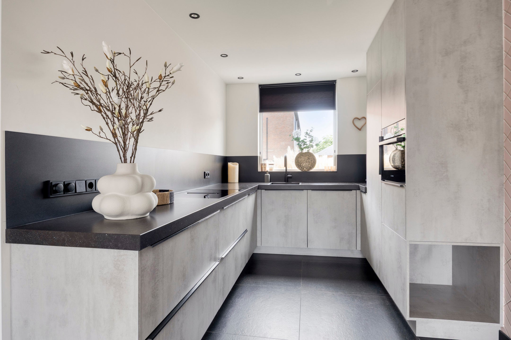 Hoekwoning te koop: Pinksterbloem 22, Bergambacht