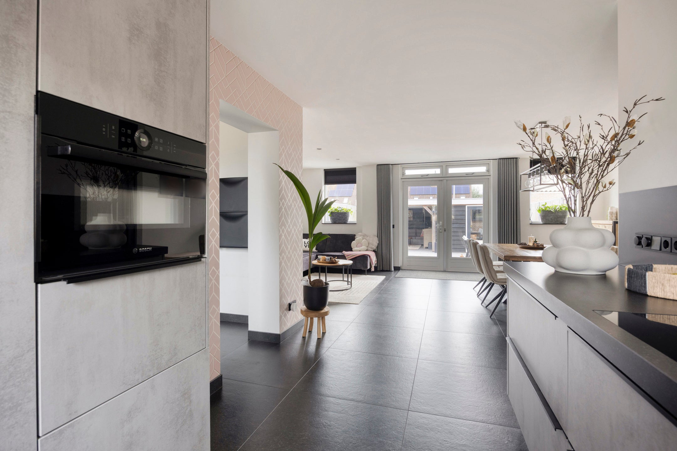 Hoekwoning te koop: Pinksterbloem 22, Bergambacht