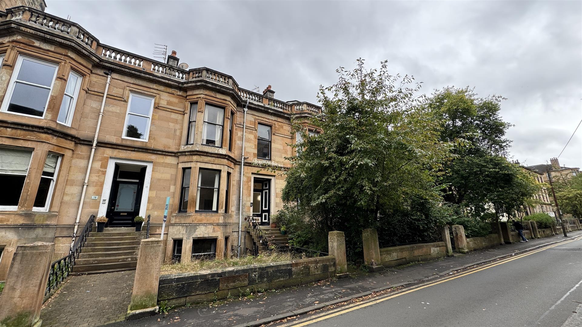 Flat Hillhead Street in Glasgow