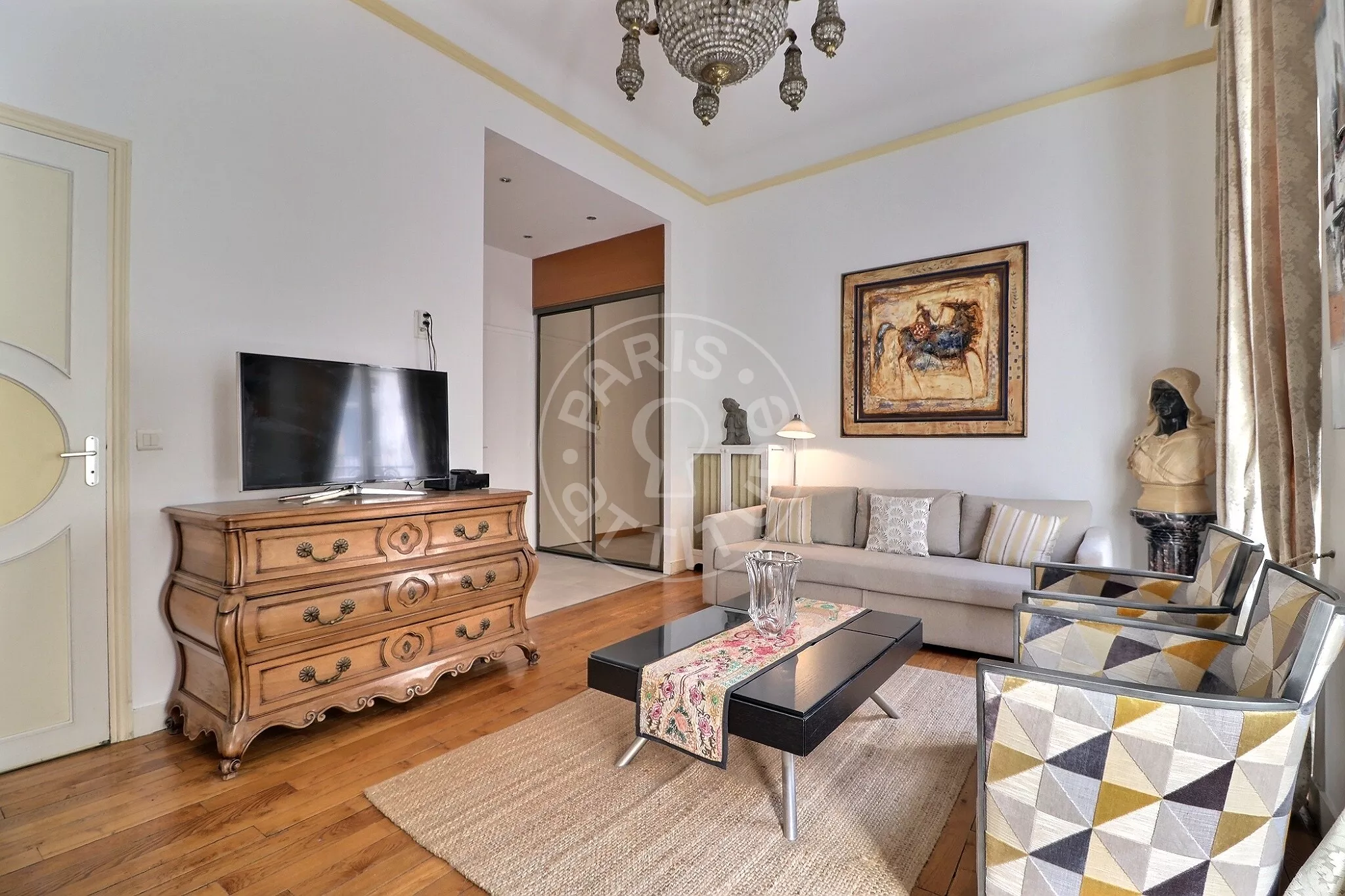 Appartement Rue Saint-Roch à Paris