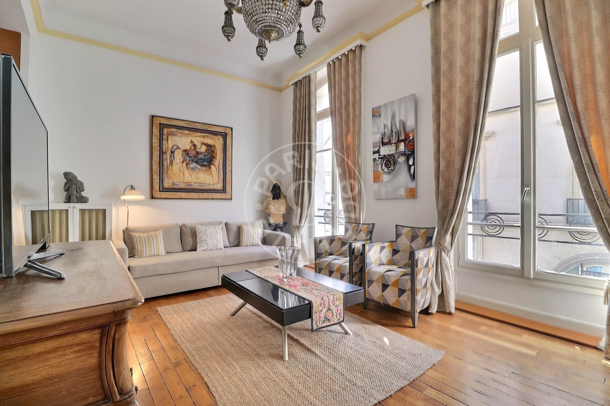 Appartement Rue Saint-Roch à Paris