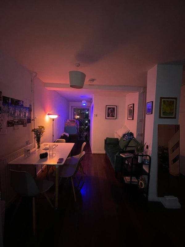 Room Wager Street in Greater London