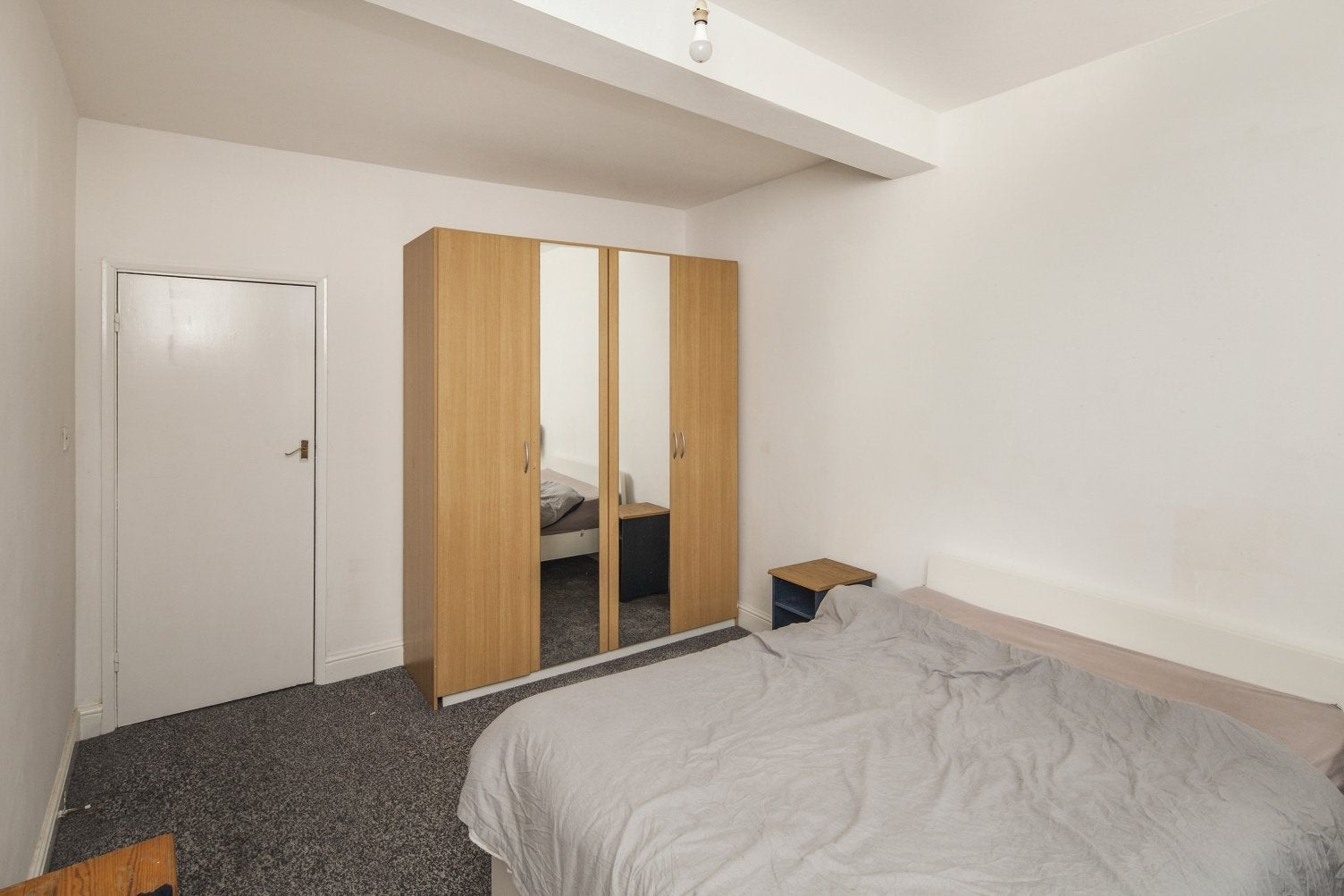 Flat Camberwell Church Street in Greater London